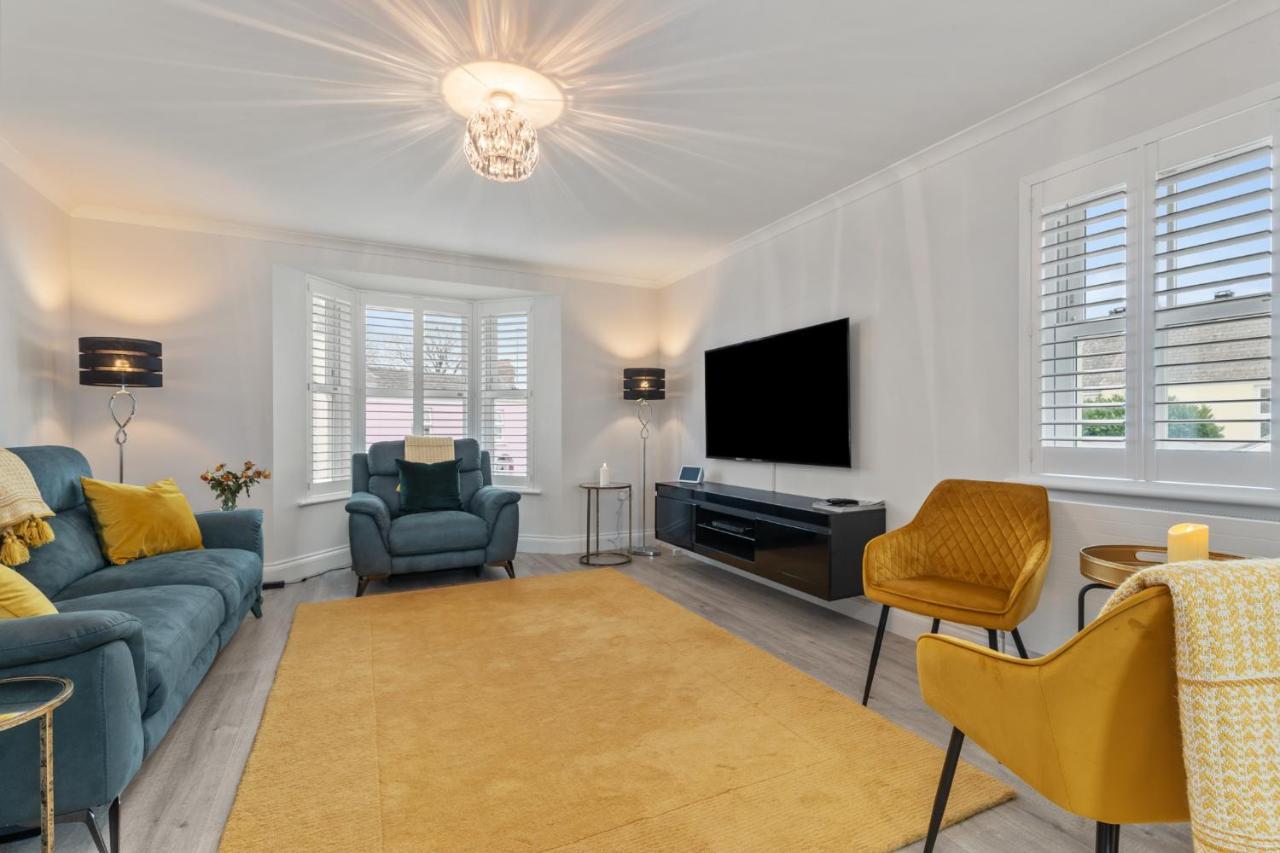 Cottage Mews - Seaside Cottage Parking Terrace تينبي المظهر الخارجي الصورة